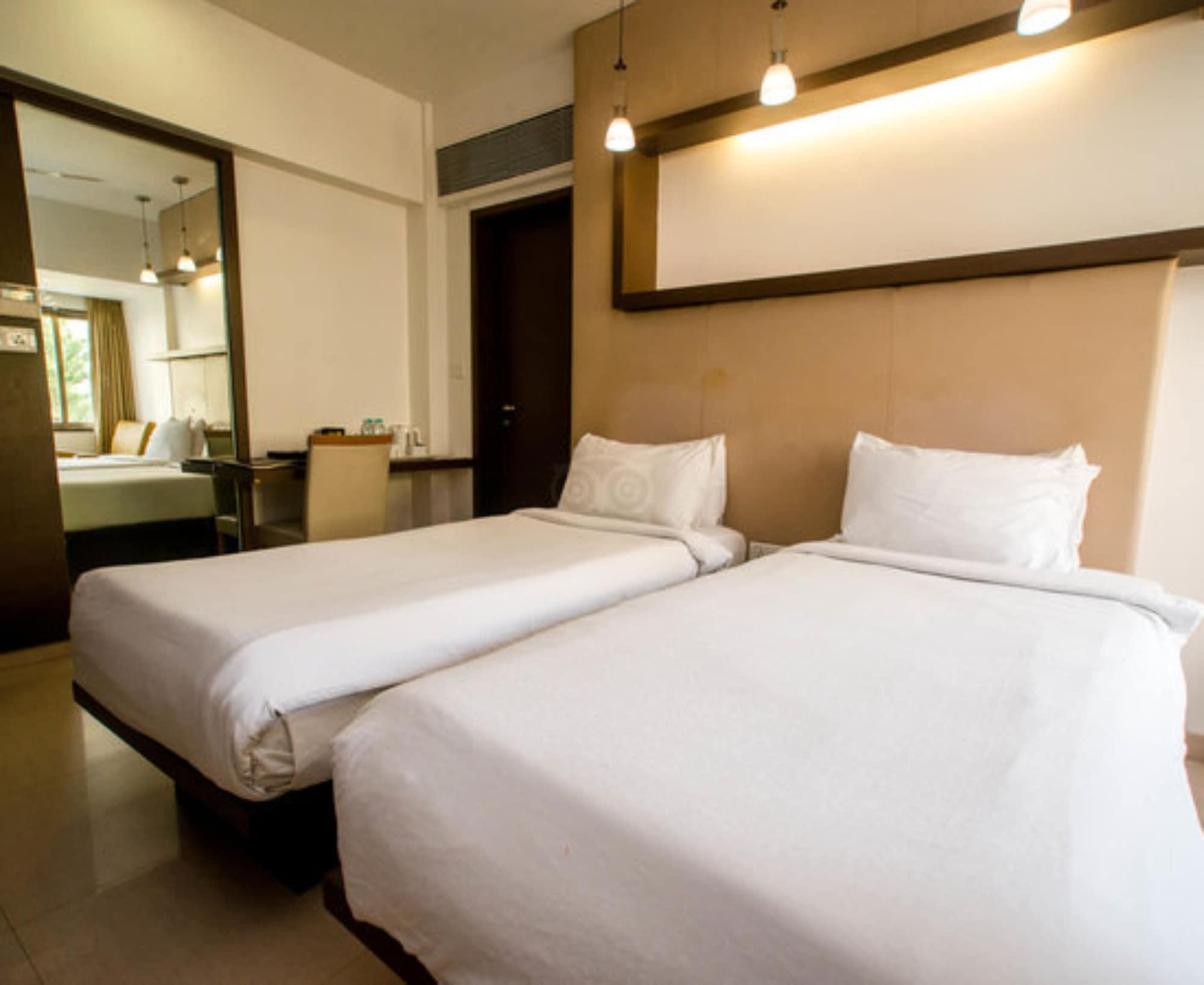 The Oriental Residency Hotel 3*
